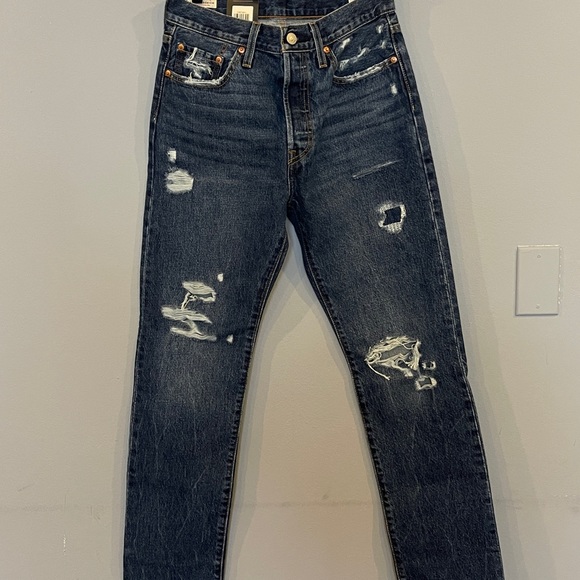 Levi’s 501 Blue Denim High Rise Distressed Raw Hem Straight Leg Jeans Sz 27 NWT